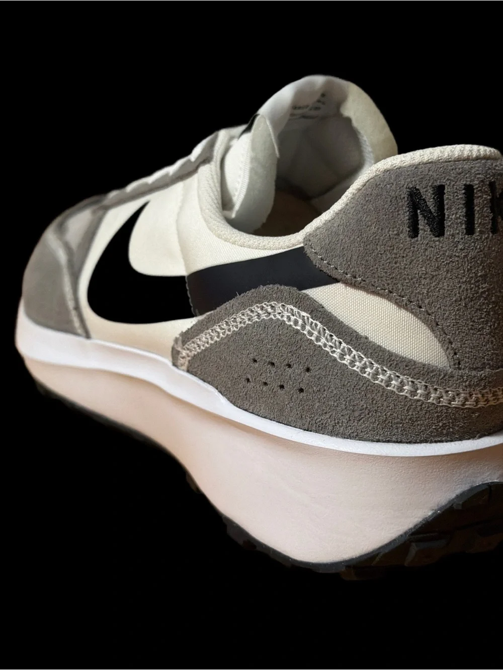 Nike  WAFFLE NAV Men’s Size 11 Phantom/White Pewter *NEW*